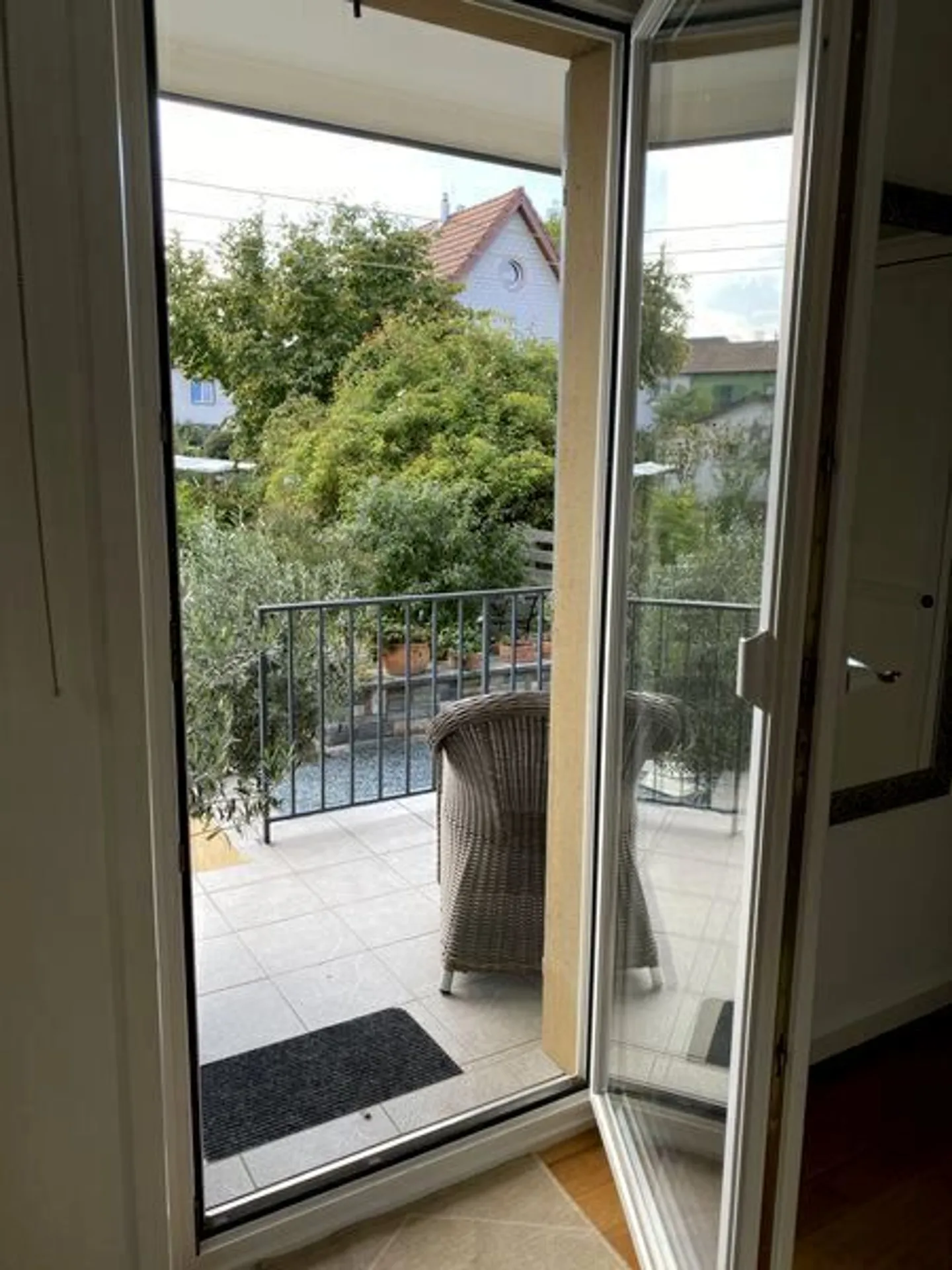APPARTEMENT NON-FUMEUR À MUTTENZ (BL), MEUBLÉ - Photo 6 sur 10