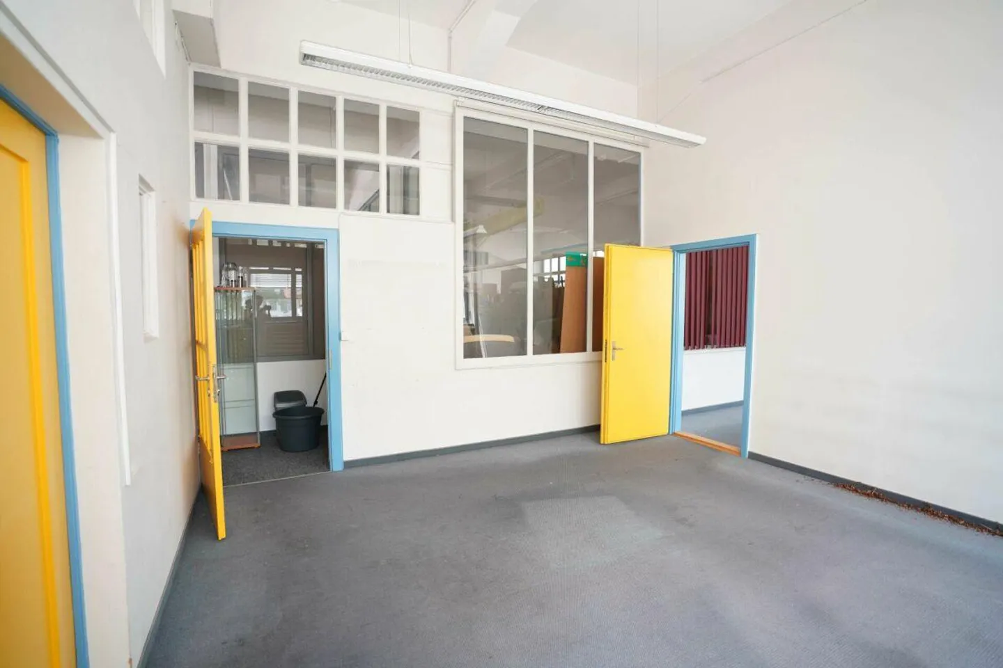 43 m² Hobby-/Spazio di stoccaggio/Officina/Ufficio in affitto - Foto 4 di 7