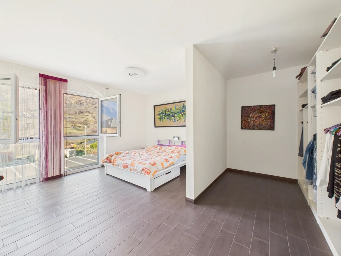 Charming villa in Blenio – modern design and generous spaces in a picturesque setting - Photo 8 of 13