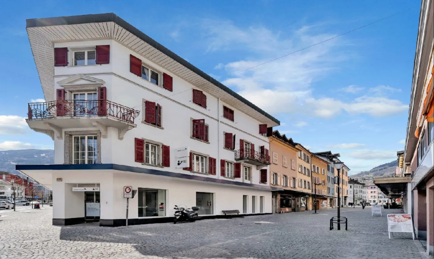 Edificio commerciale idealmente situato nel centro di Monthey. - Foto 8 di 8