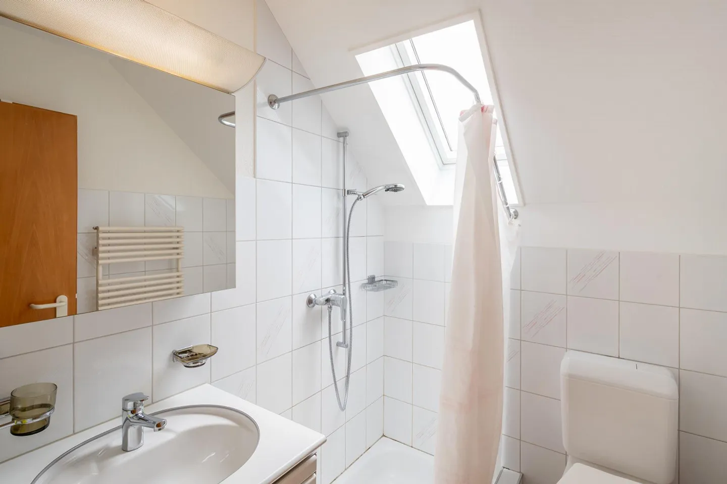Gepflegtes Mehrfamilienhaus mit schönem Umschwung - Foto 26 von 28