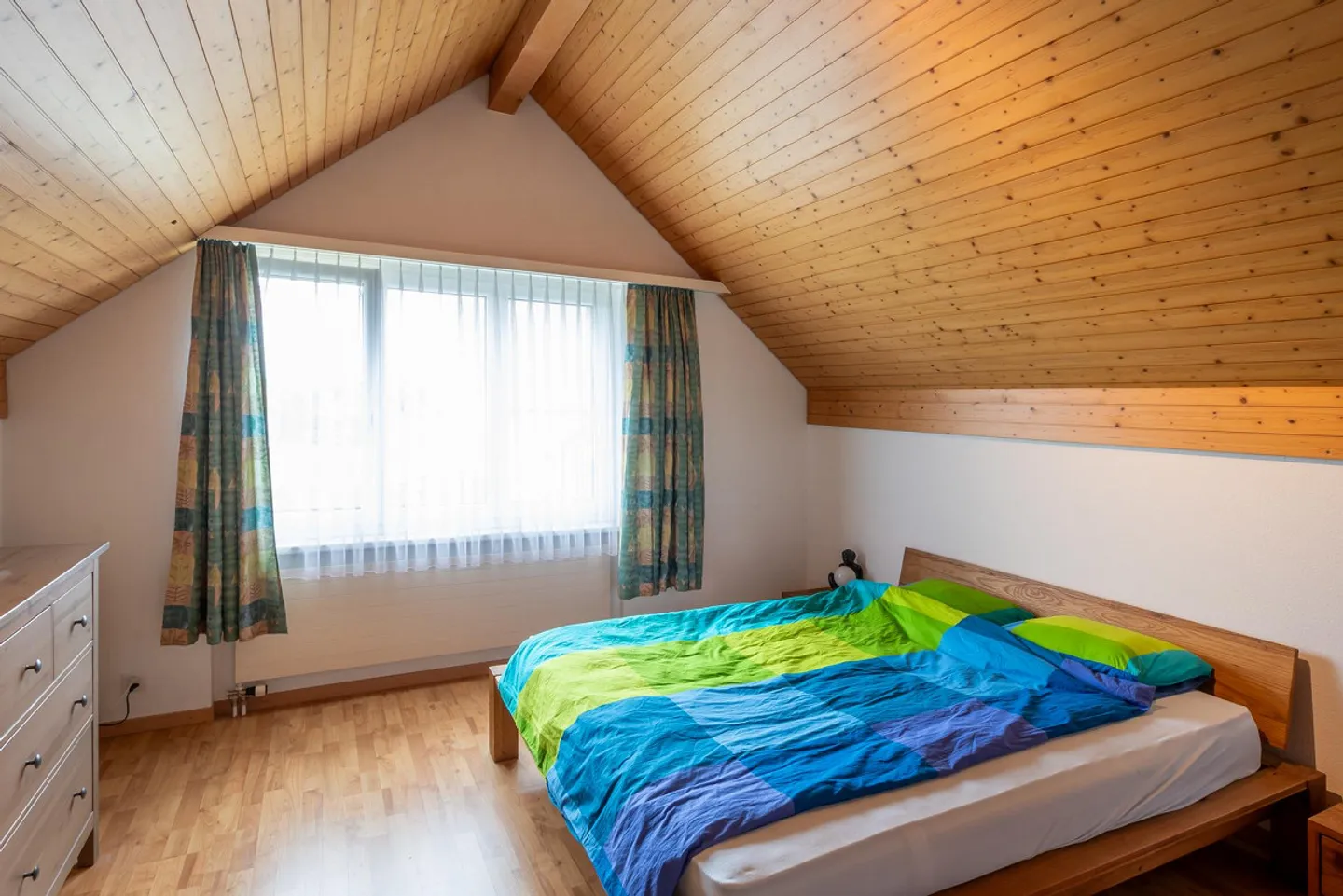 Gepflegtes Mehrfamilienhaus mit schönem Umschwung - Foto 24 von 28