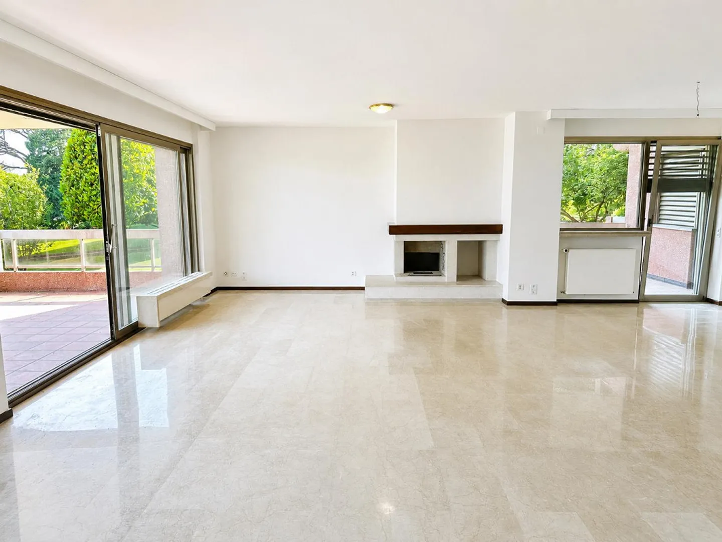 Appartamento con terrazza vista lago - Photo 6 sur 10