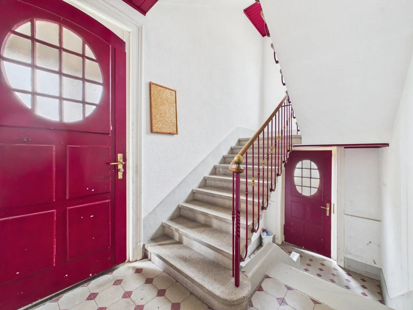 Charming, centrally located multi-family house with practical garden - Photo 4 of 14