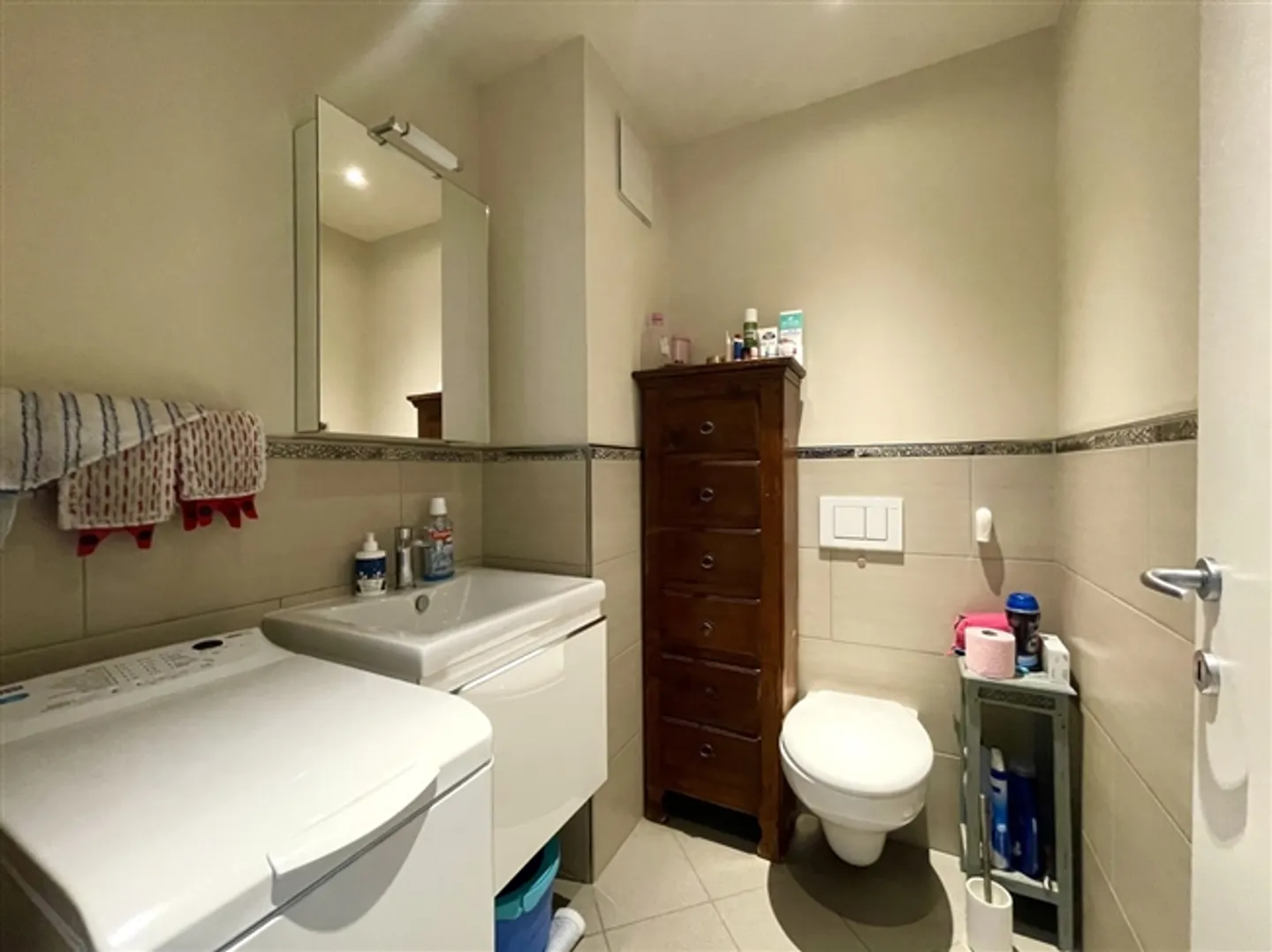 Elegant Penthouse with Guaranteed Privacy - Photo 17 of 20