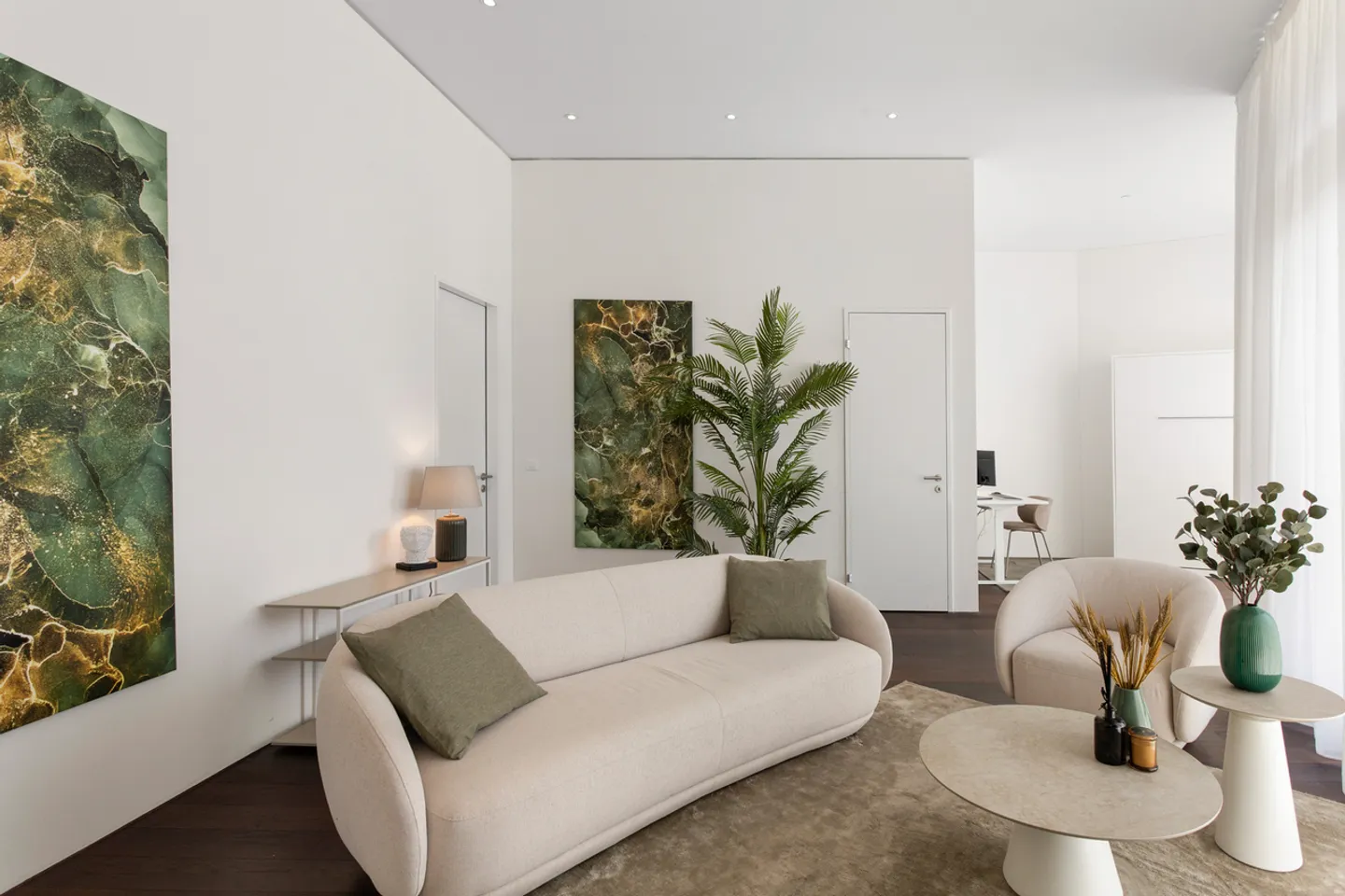 LOFT. AT THE CORE OF ZURICH WEST. - Photo 1 of 3