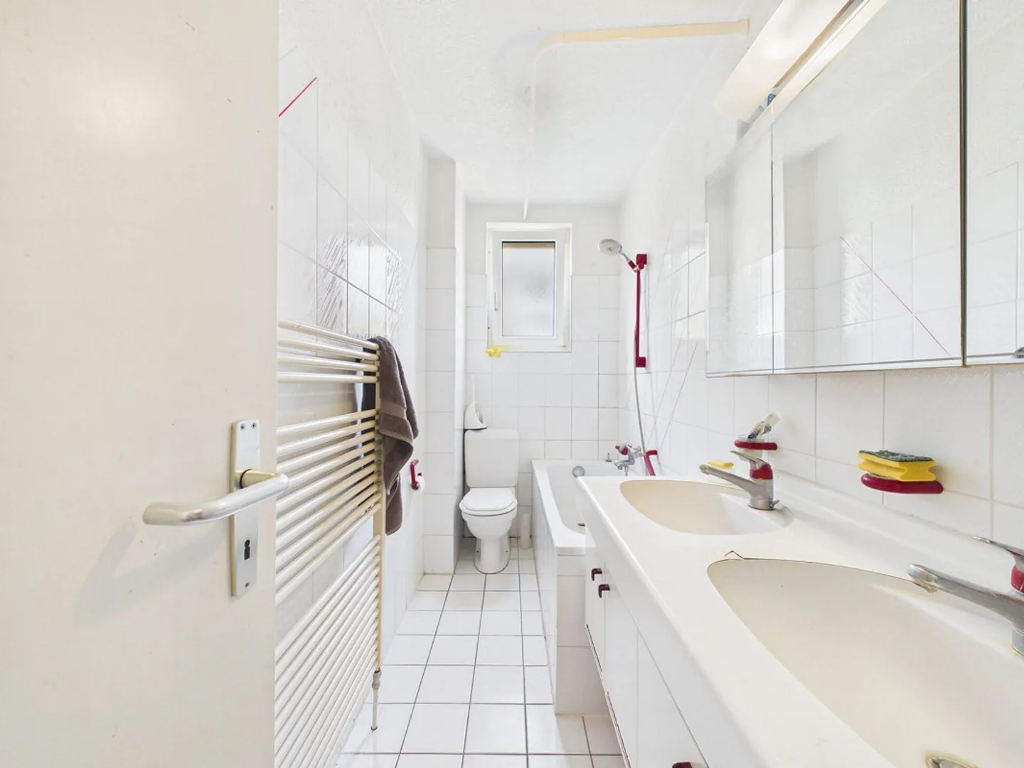 Charming, centrally located multi-family house with practical garden - Photo 9 of 14
