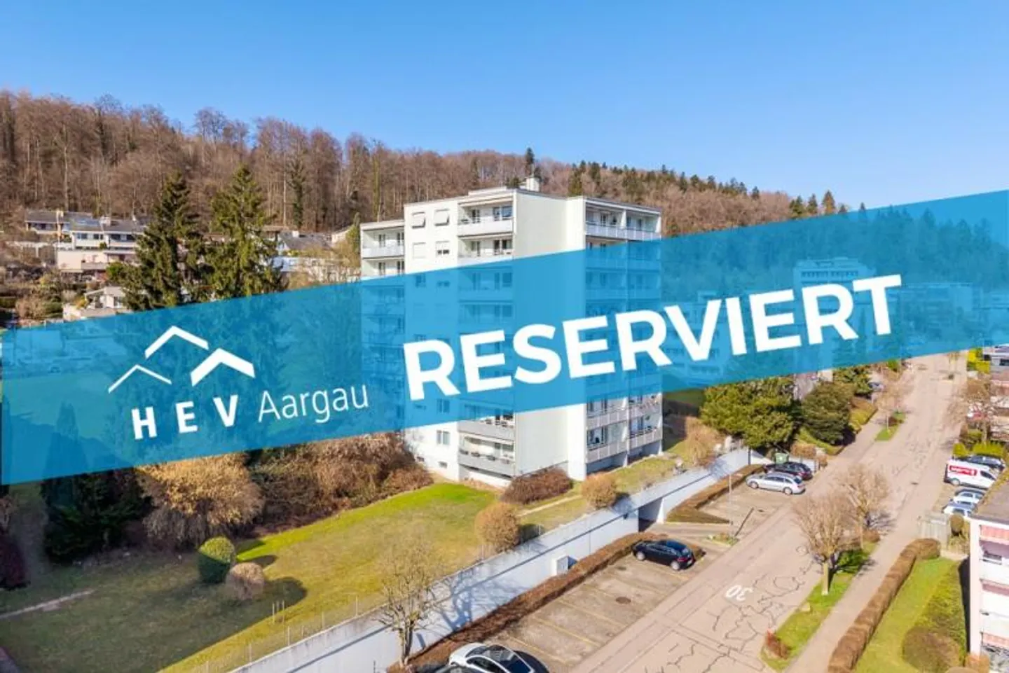 Charming apartment with a panoramic view in a central location - Photo 1 of 10