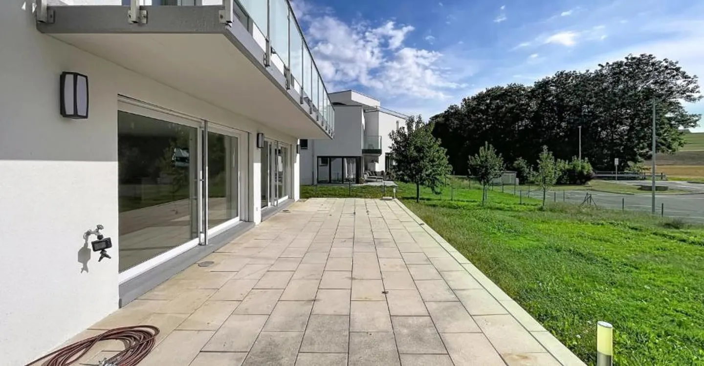 Spaziosa villa di 5,5 stanze con terrazza e giardino - Foto 7 di 12