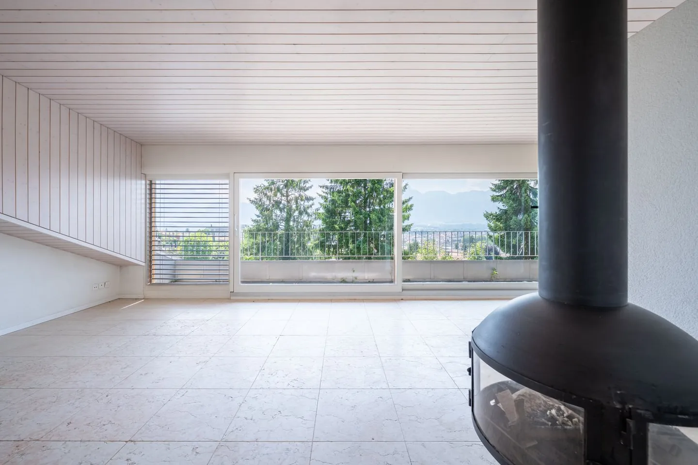 Casa unifamiliare con grande appartamento al Brändlisberg - Foto 22 di 37