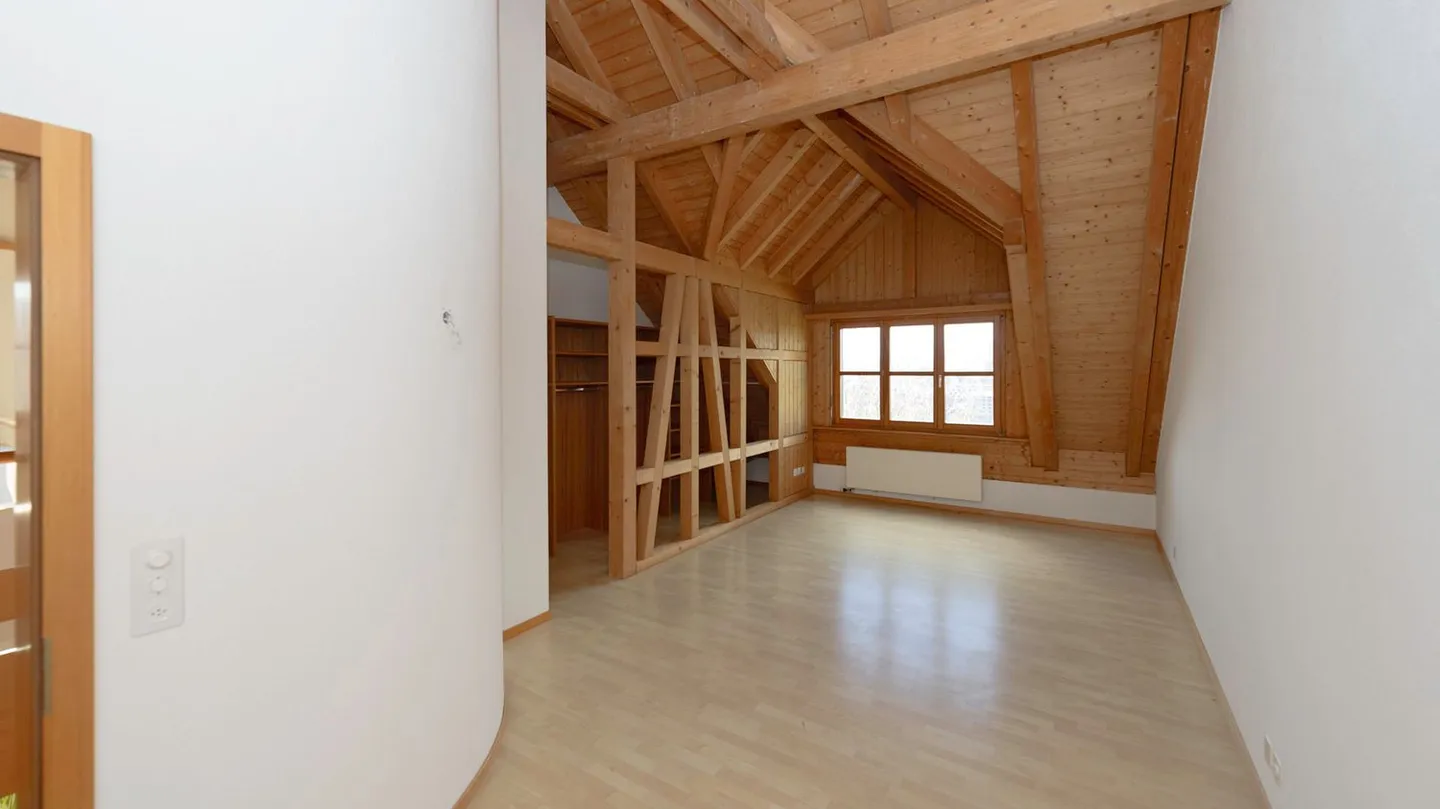 Casa unifamiliare indipendente con piscina, giardino d'inverno, sauna, ecc. in una posizione panoramica - Foto 14 di 20