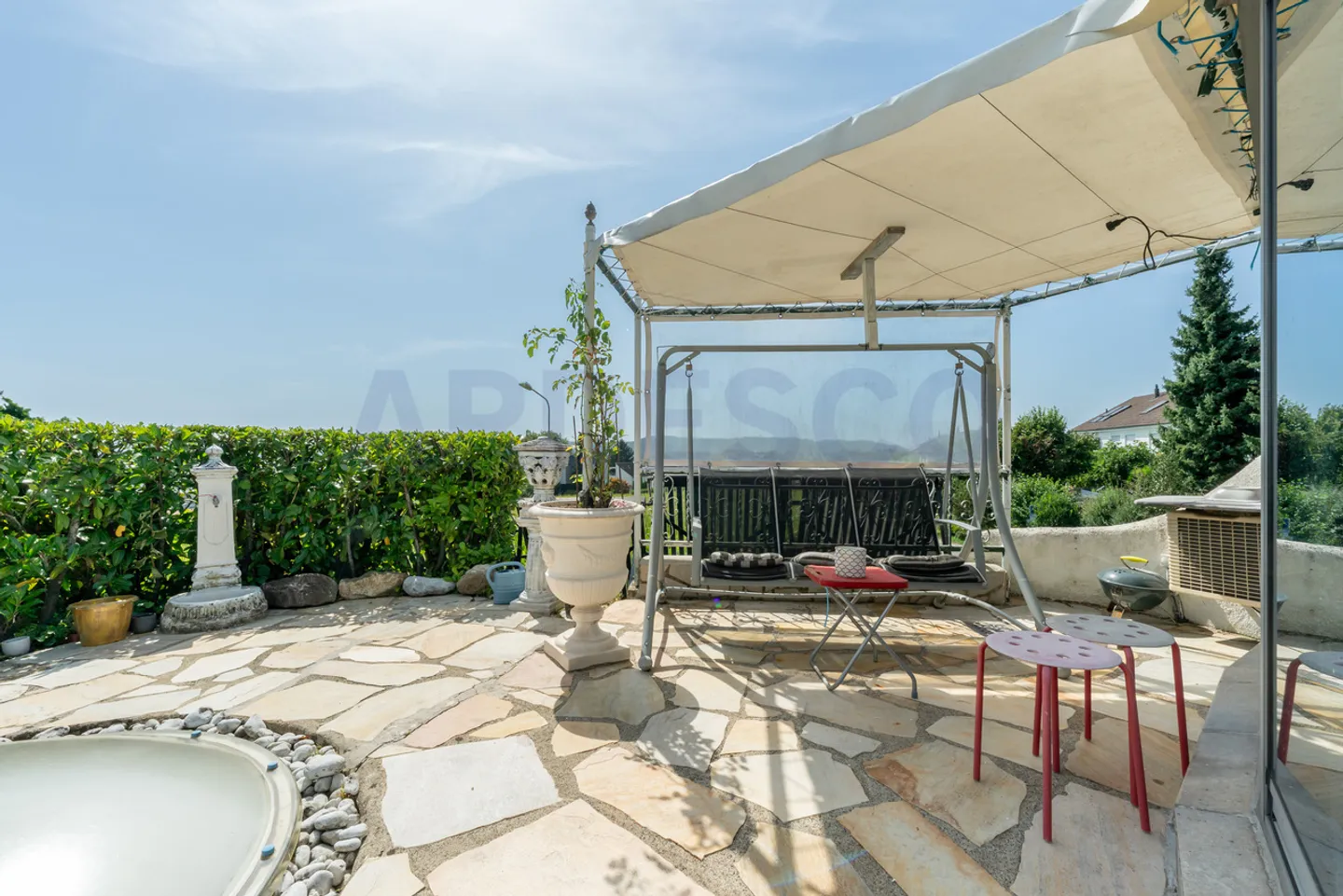 Beau et unique! - Photo 2 sur 16