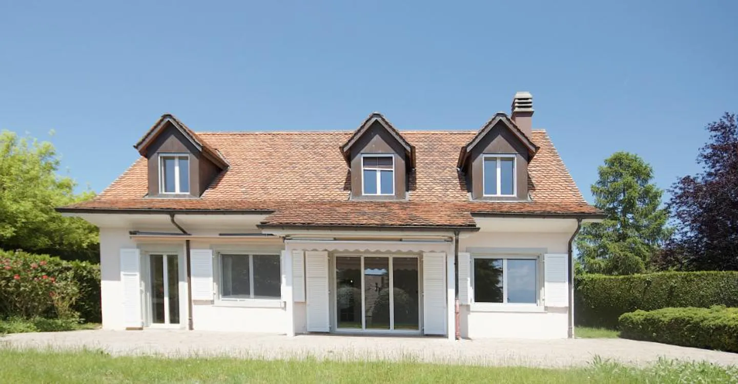 SAINT-PREX - TWO VILLAS ON THE SHORE OF LAKE LEMAN, WITH PRIVATE ACCESS TO THE LAKE - Photo 11 of 12