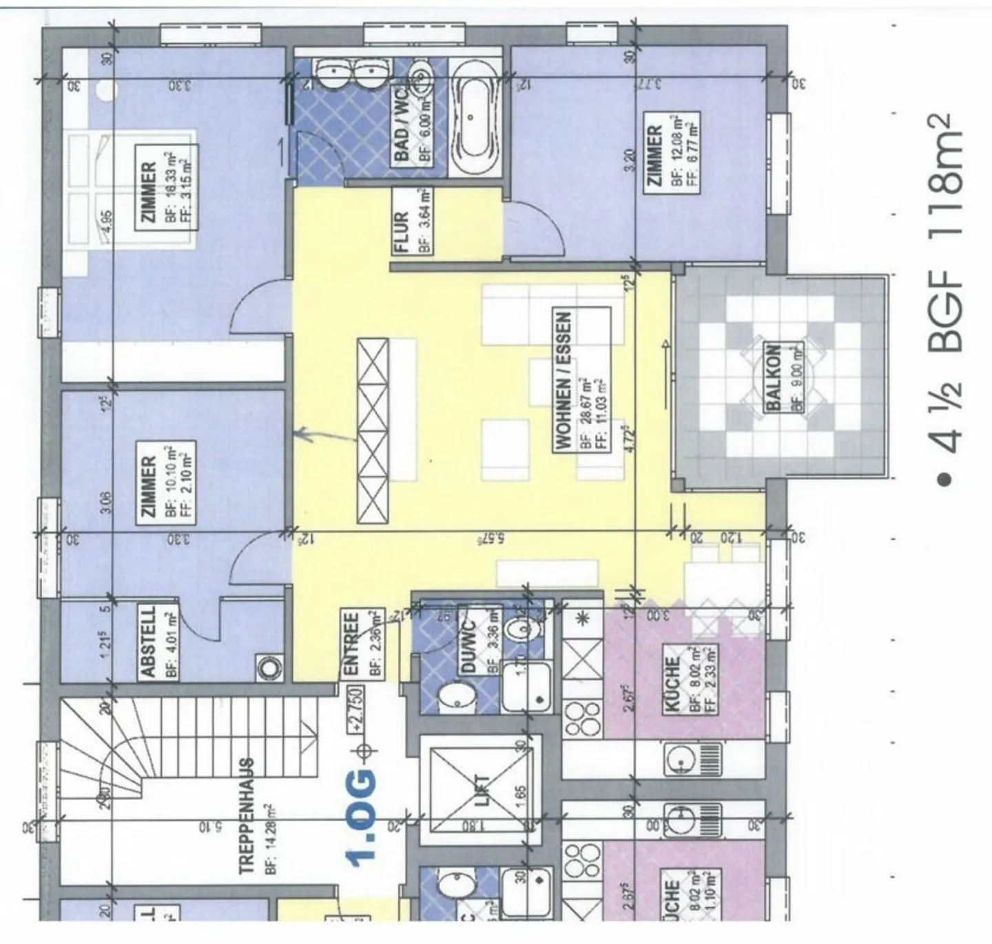 4 ½ Rooms with Balcony on the 1st Floor and 2 Underground Parking Spaces - Photo 12 of 13