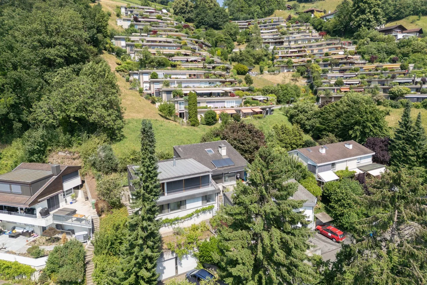 Casa unifamiliare con grande appartamento al Brändlisberg - Foto 34 di 37