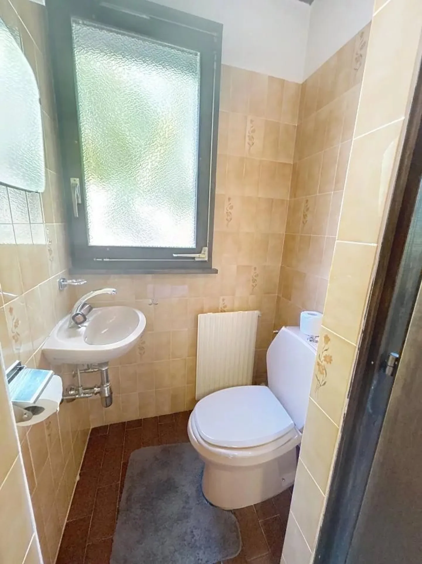 Chalet en rangée charmant avec vue et ensoleillement exceptionnel - Photo 11 sur 13