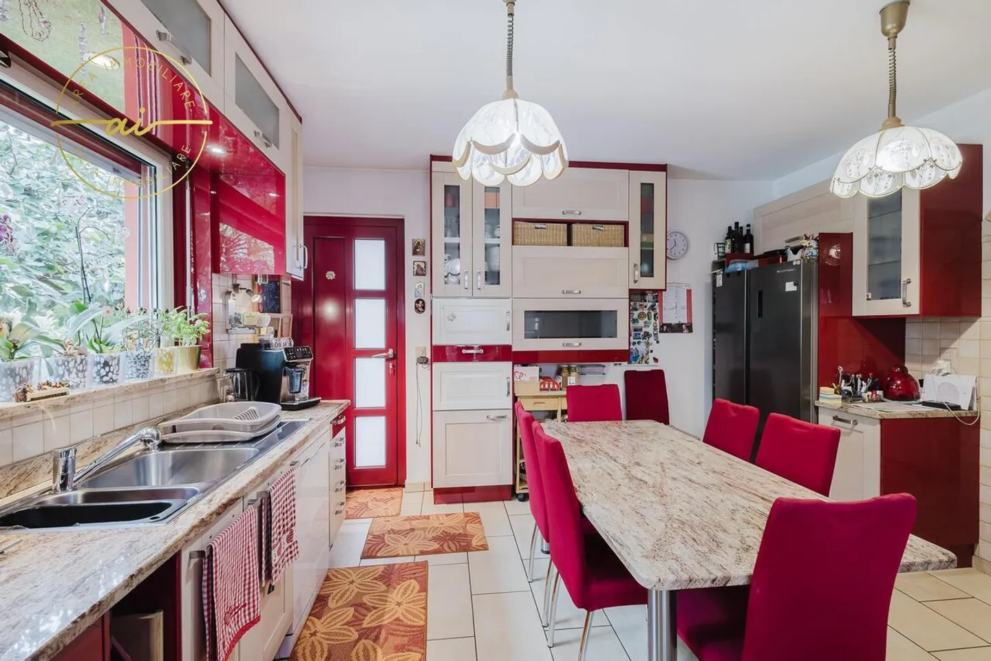 CASA UNIFAMILIARE CON GIARDINO E PISCINA - Foto 7 di 13