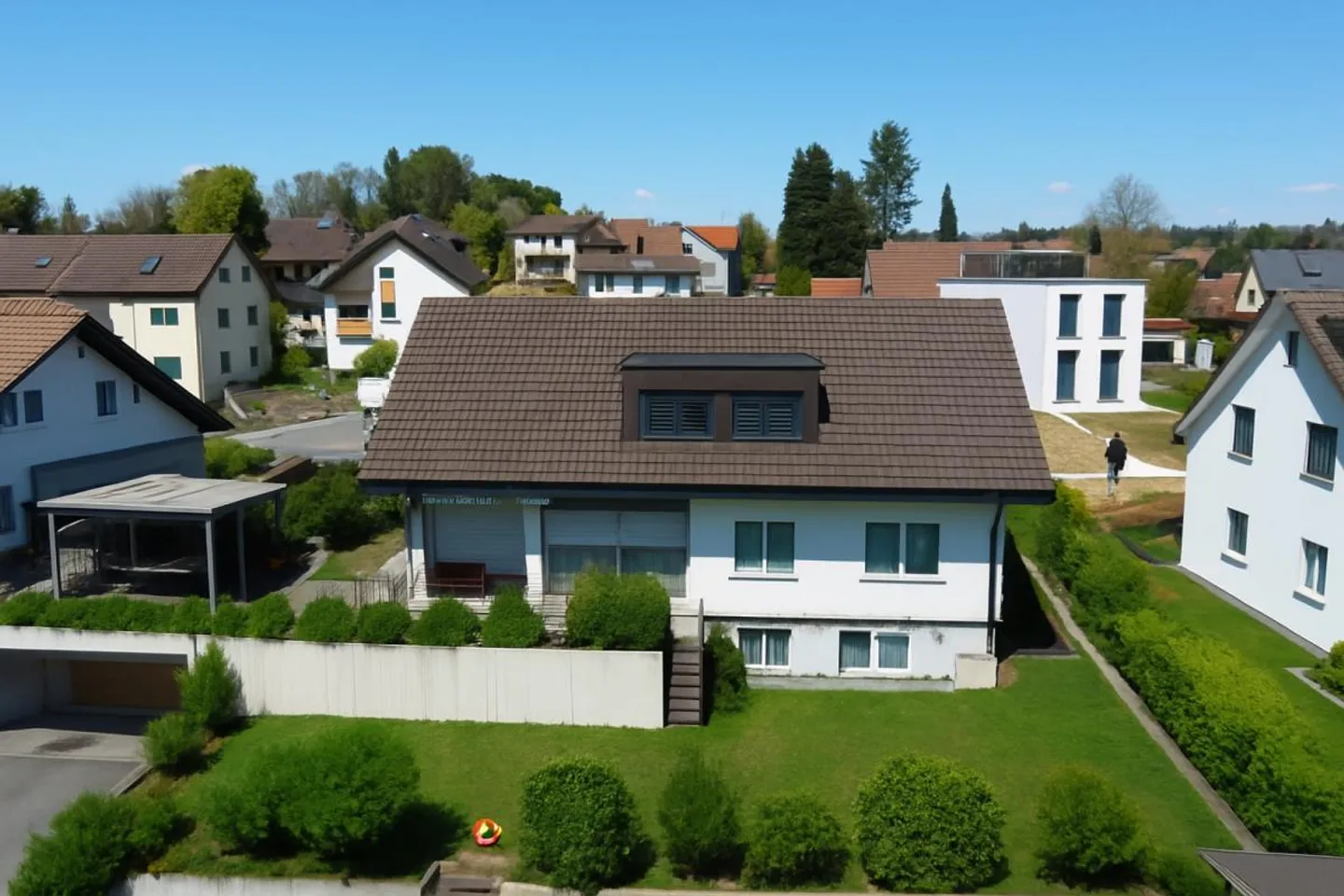 Lichtdurchflutetes Einfamilienhaus - Foto 1 von 14