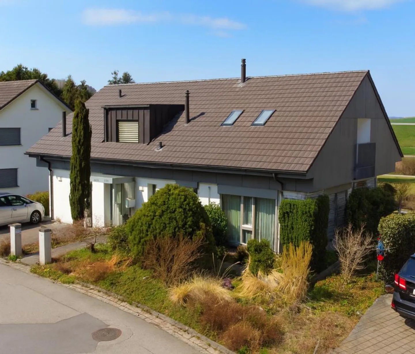 Lichtdurchflutetes Einfamilienhaus - Foto 2 von 14