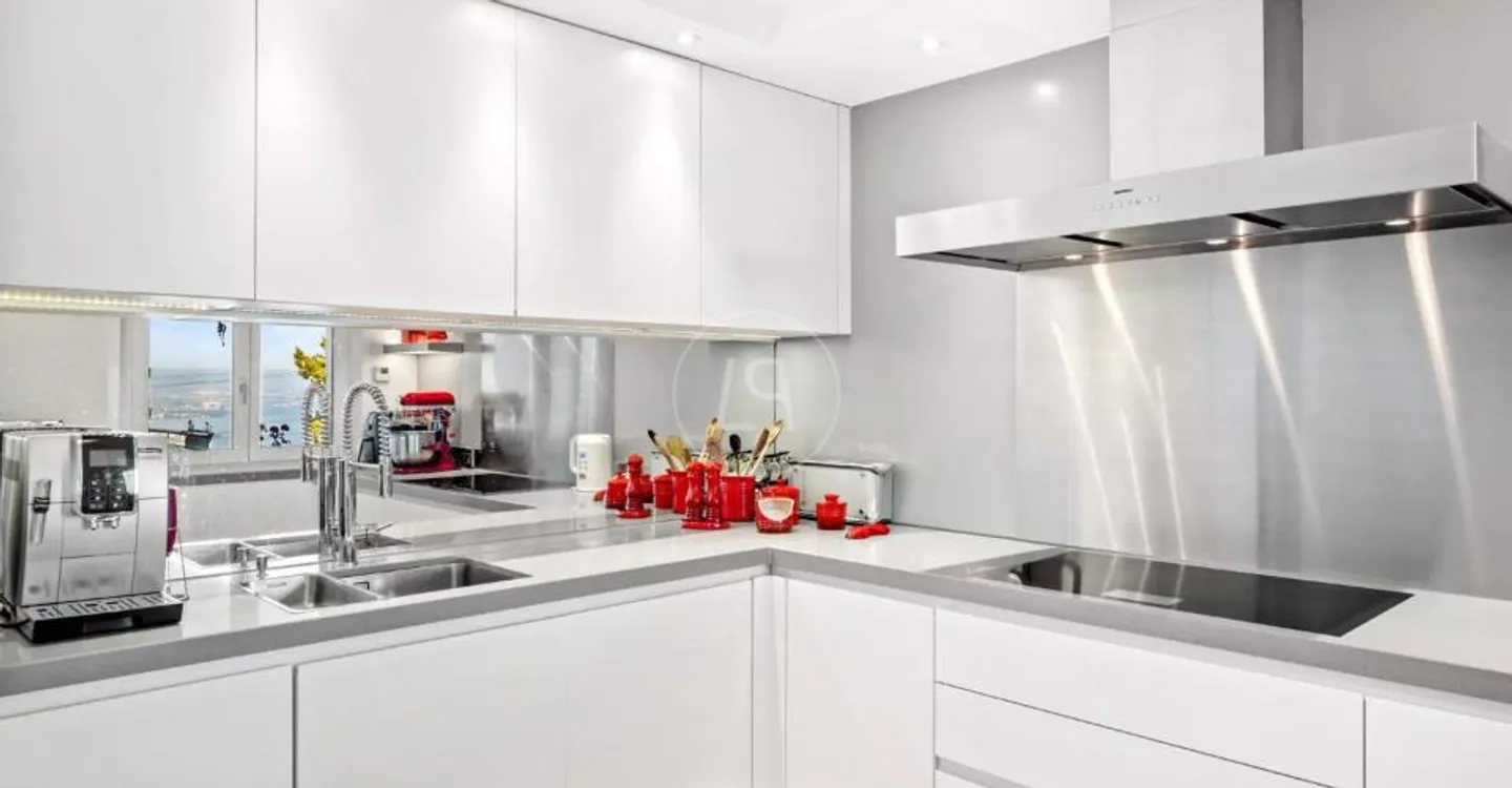 Beautiful modern property with panoramic view in Grandvaux - Photo 7 of 11