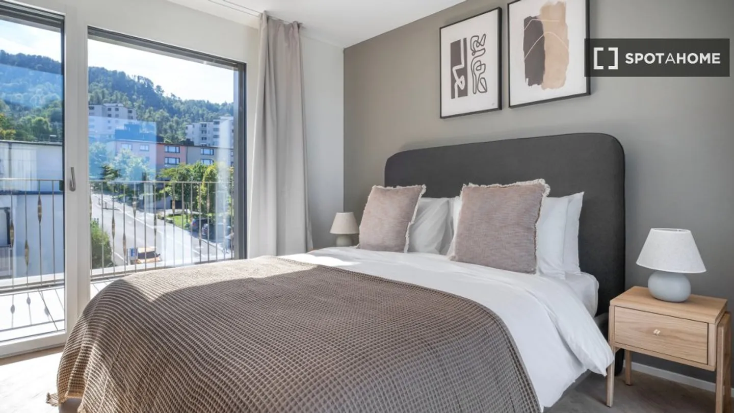 Discover, visit, and rent your new home online with complete confidence. - Photo 8 of 15