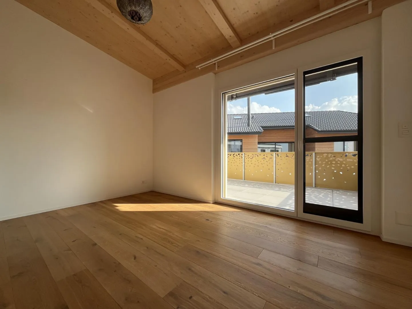 3.5 Room Apartment - Photo 10 of 13