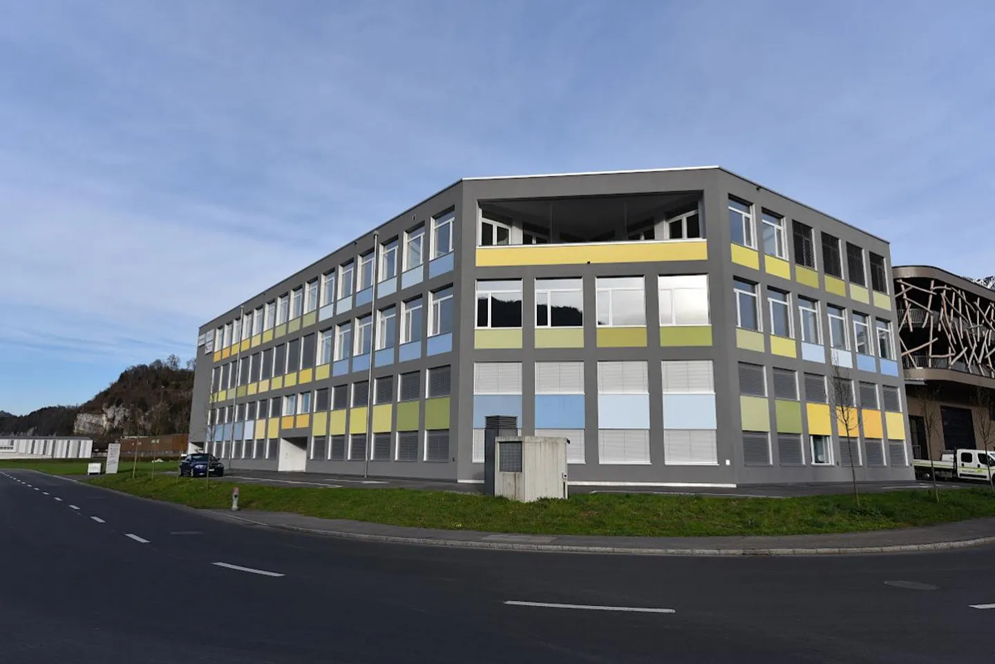 Spazi per uffici e commerciali attraenti in affitto a Sarnen - Foto 2 di 8