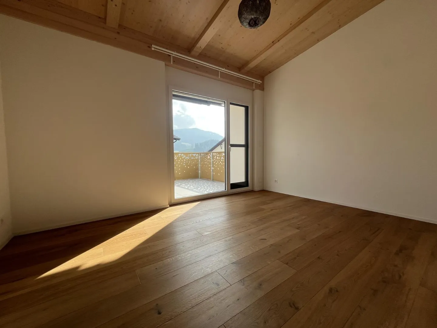 3.5 Room Apartment - Photo 11 of 13