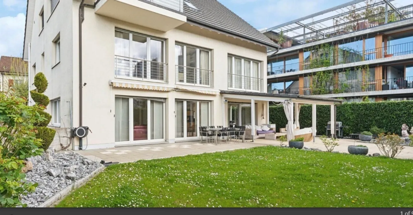 Maison de luxe avec jardin exclusif - Photo 1 sur 3
