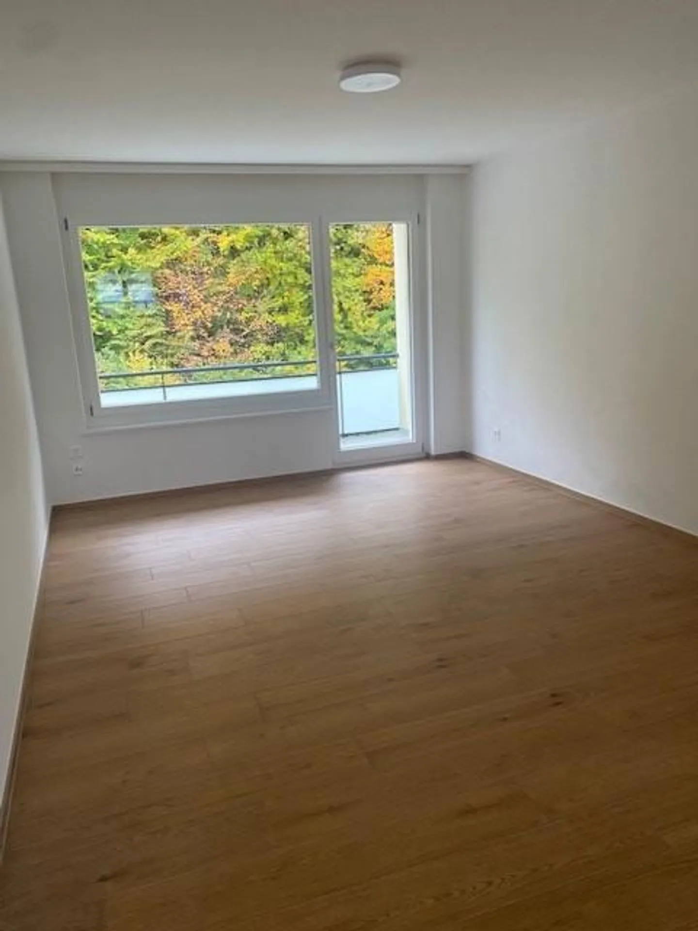 renovierte 2.5 Zimmerwohnung, 2. OG mitte links, Objekt 1023 - Foto 5 von 8