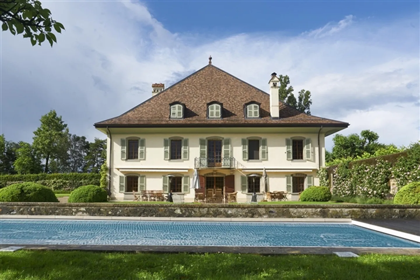 Propriété historique et ses caractéristiques - Photo 1 sur 4