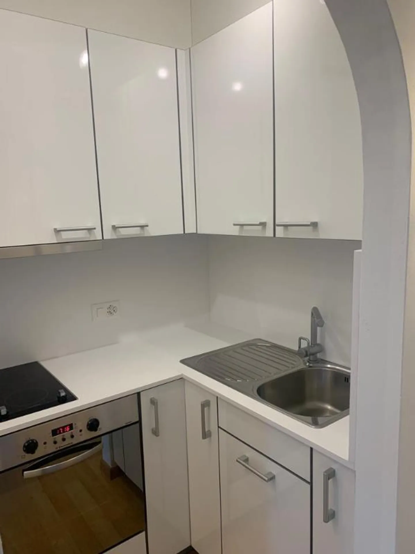 «Renovierte 2.5 Zimmer-Wohnung in Ascona Erst oder zweitwohnsitz» - Foto 2 von 9