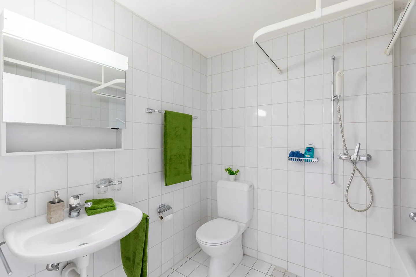 Appartement 3.5 pièces - Foto 4 von 10