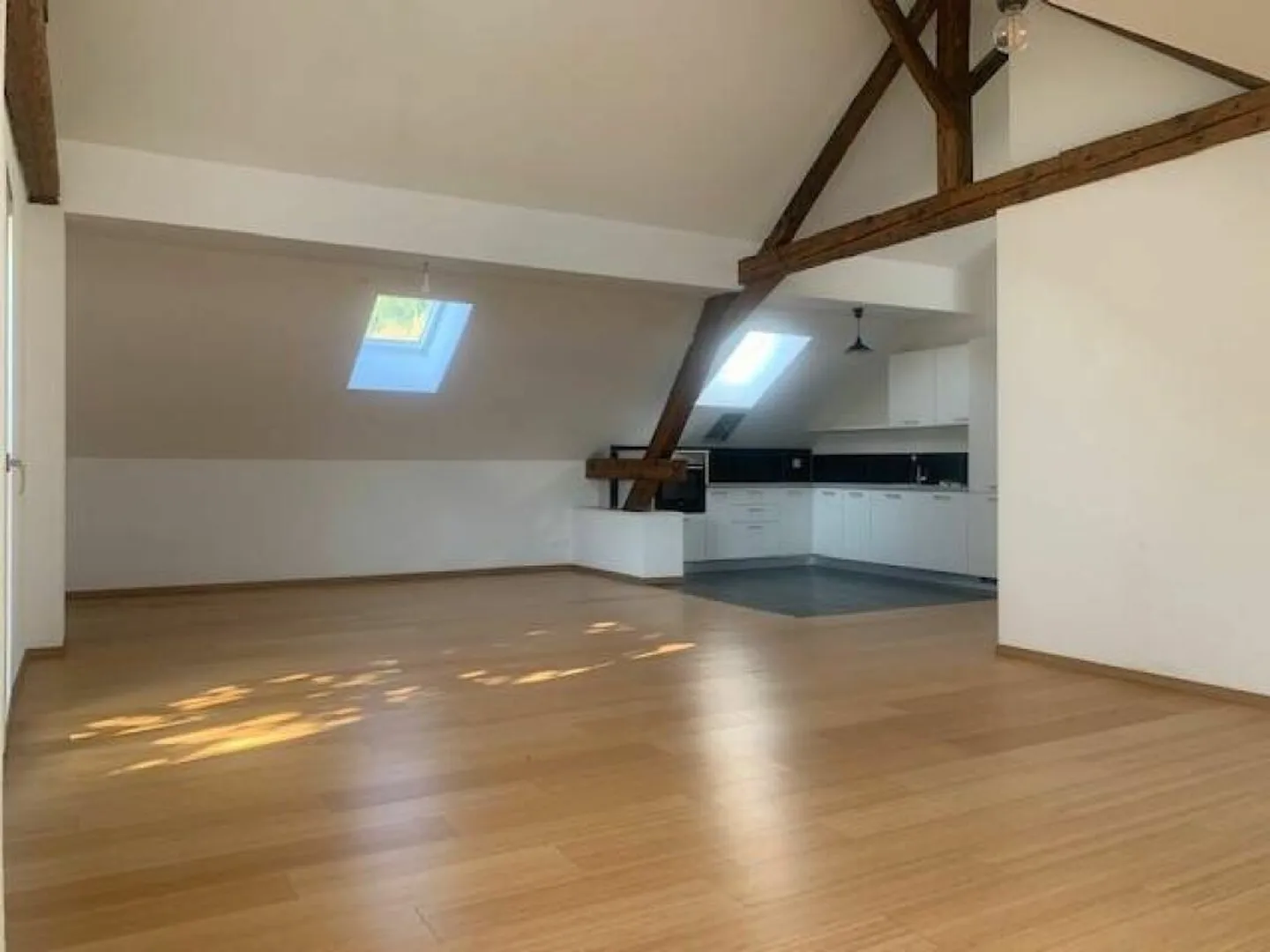 Appartement à louer - Photo 3 sur 14