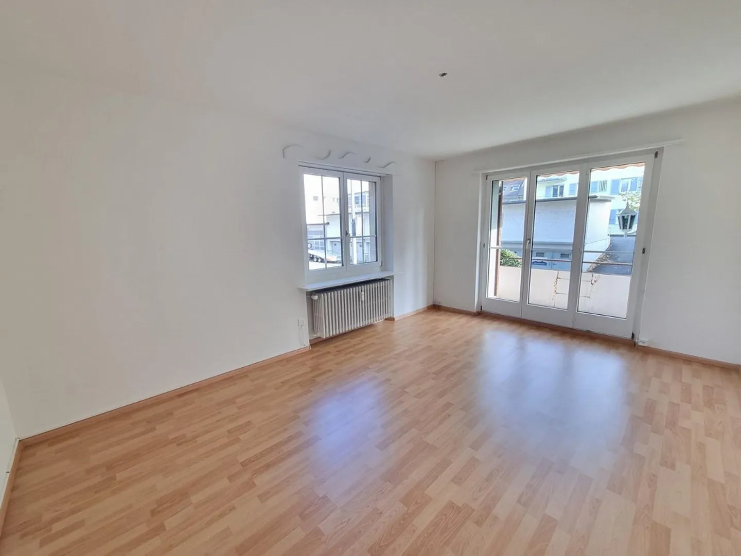 Appartement 3.5 pièces dans un emplacement calme ! - Photo 2 sur 5