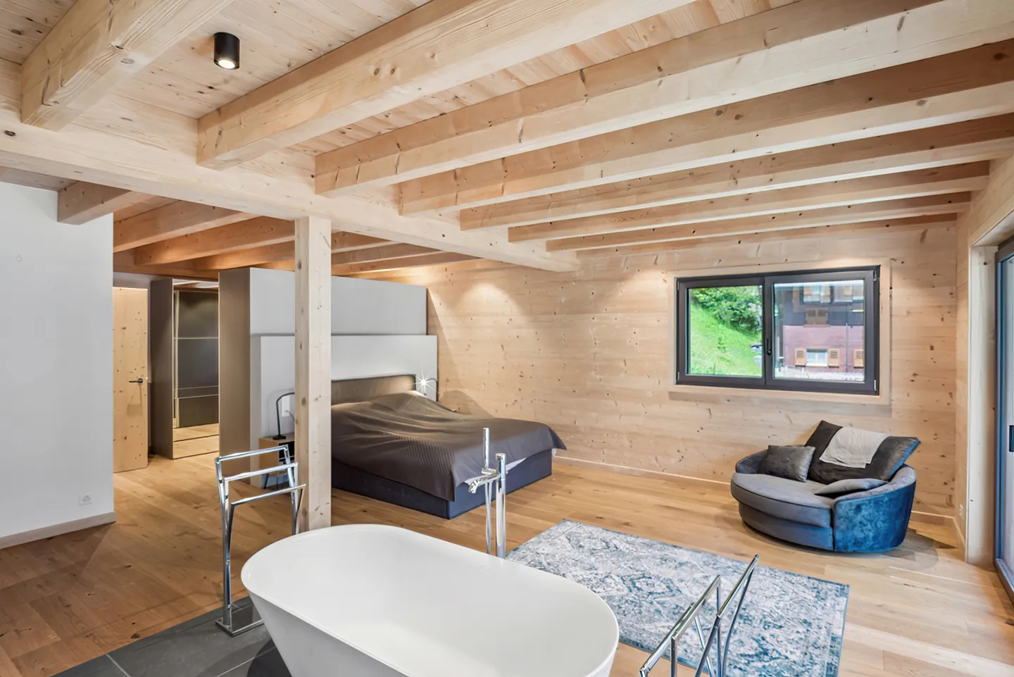 Extraordinary Chalet - Photo 13 of 23