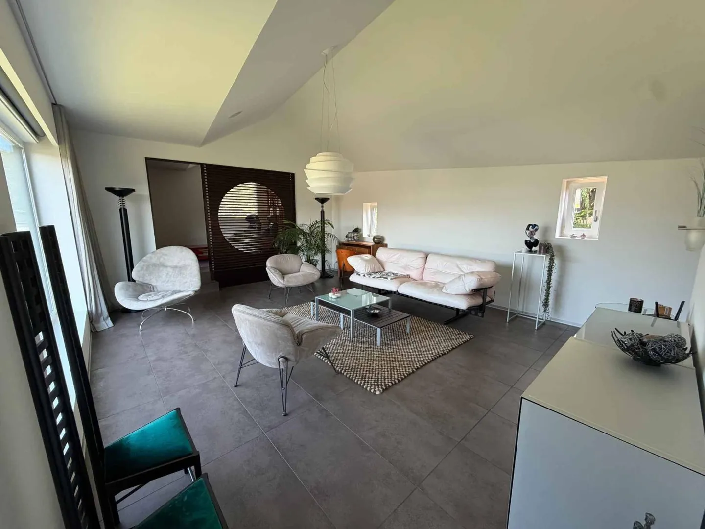 Magnifica e rara villa moderna con 7,5 camere - Foto 7 di 13