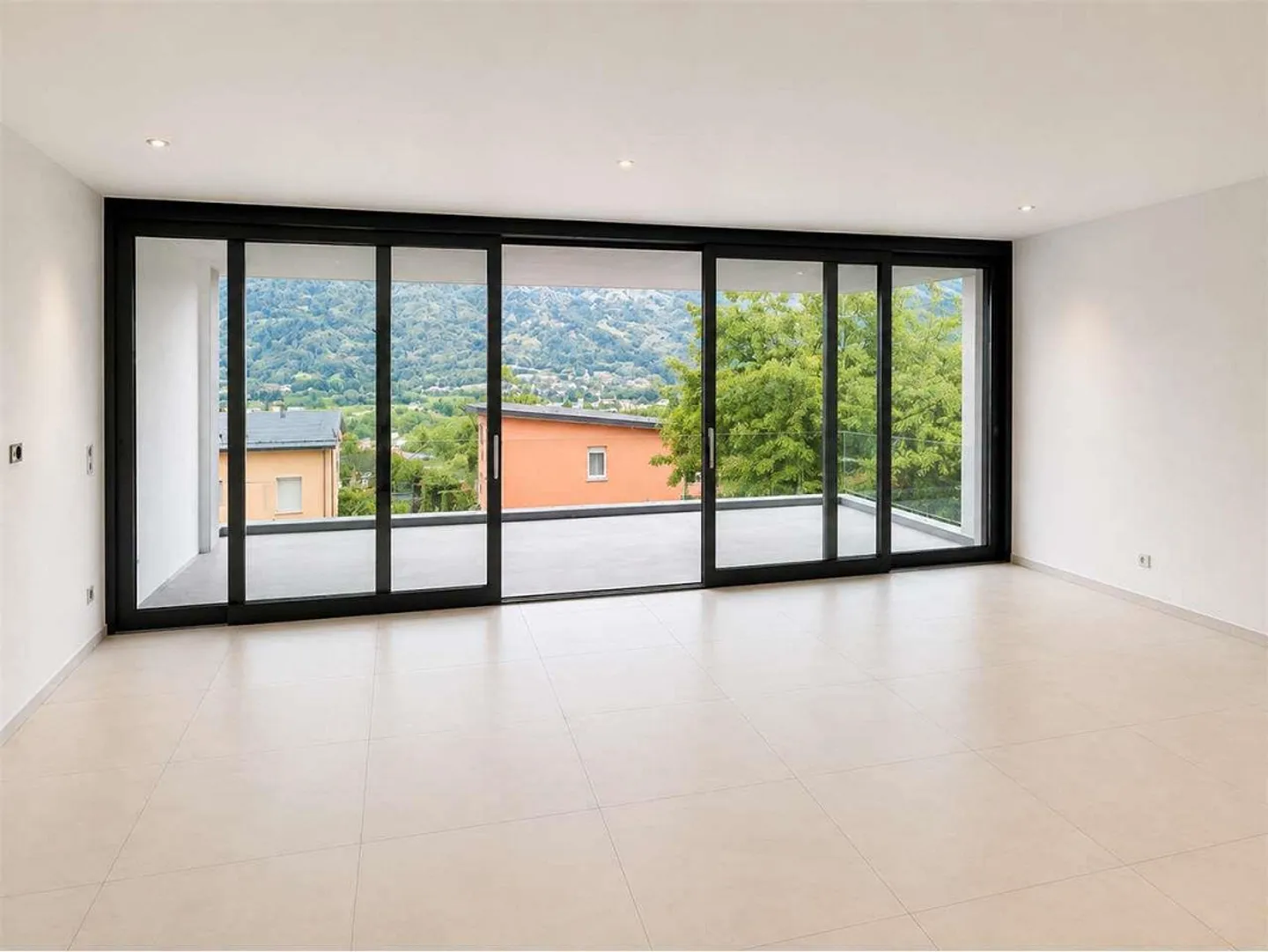 NUOVA COSTRUZIONE | GRANDI SPAZI E AMPIA LOGGIA - Foto 5 von 9