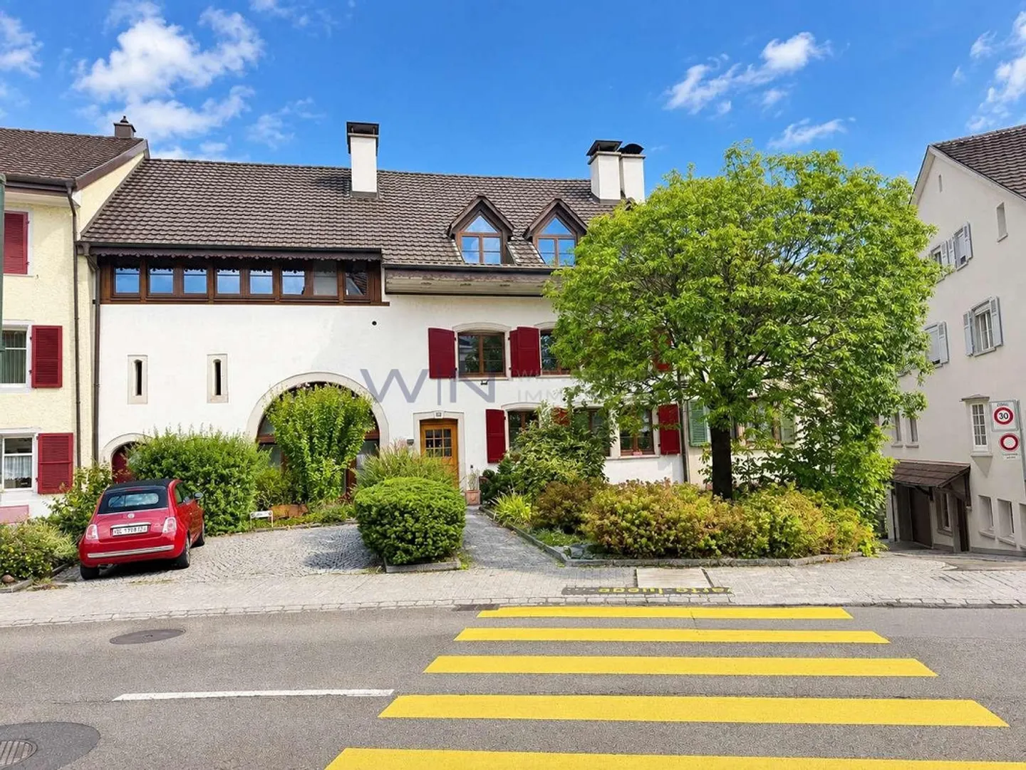 Maisonette attico con ideale collegamento ai mezzi pubblici - Foto 1 di 10