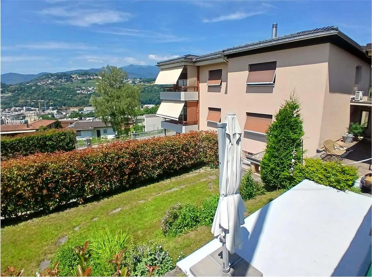 Maison bifamiliale à vendre - Photo 4 sur 13