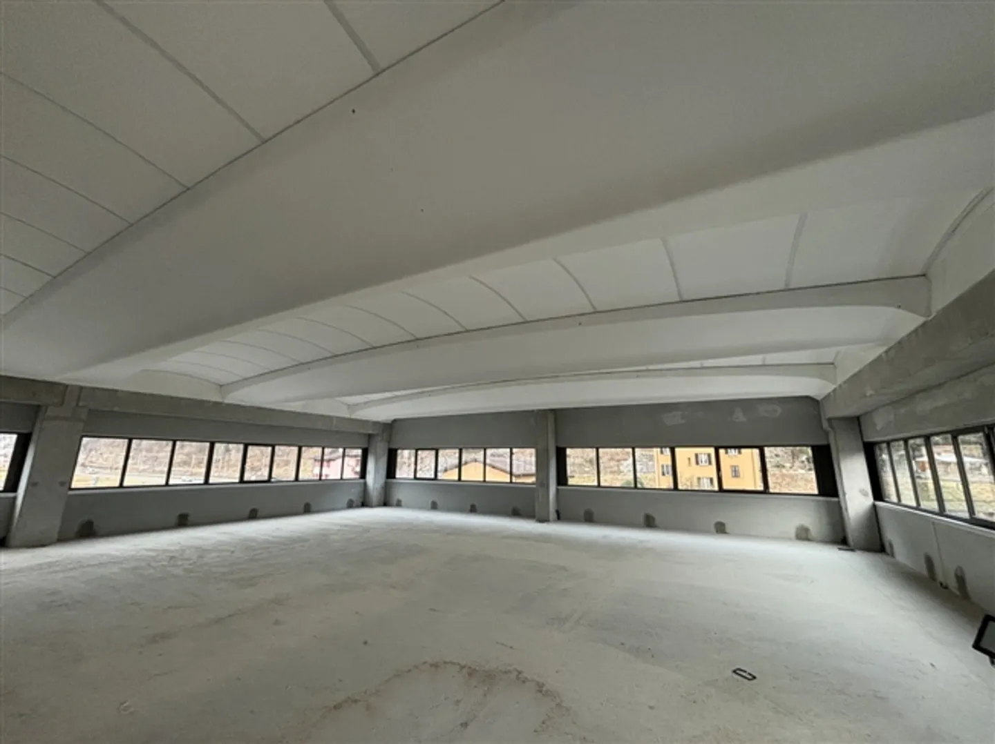 NEWLY BUILT SHED FOR RENT IN CRESCIANO - Photo 8 of 9