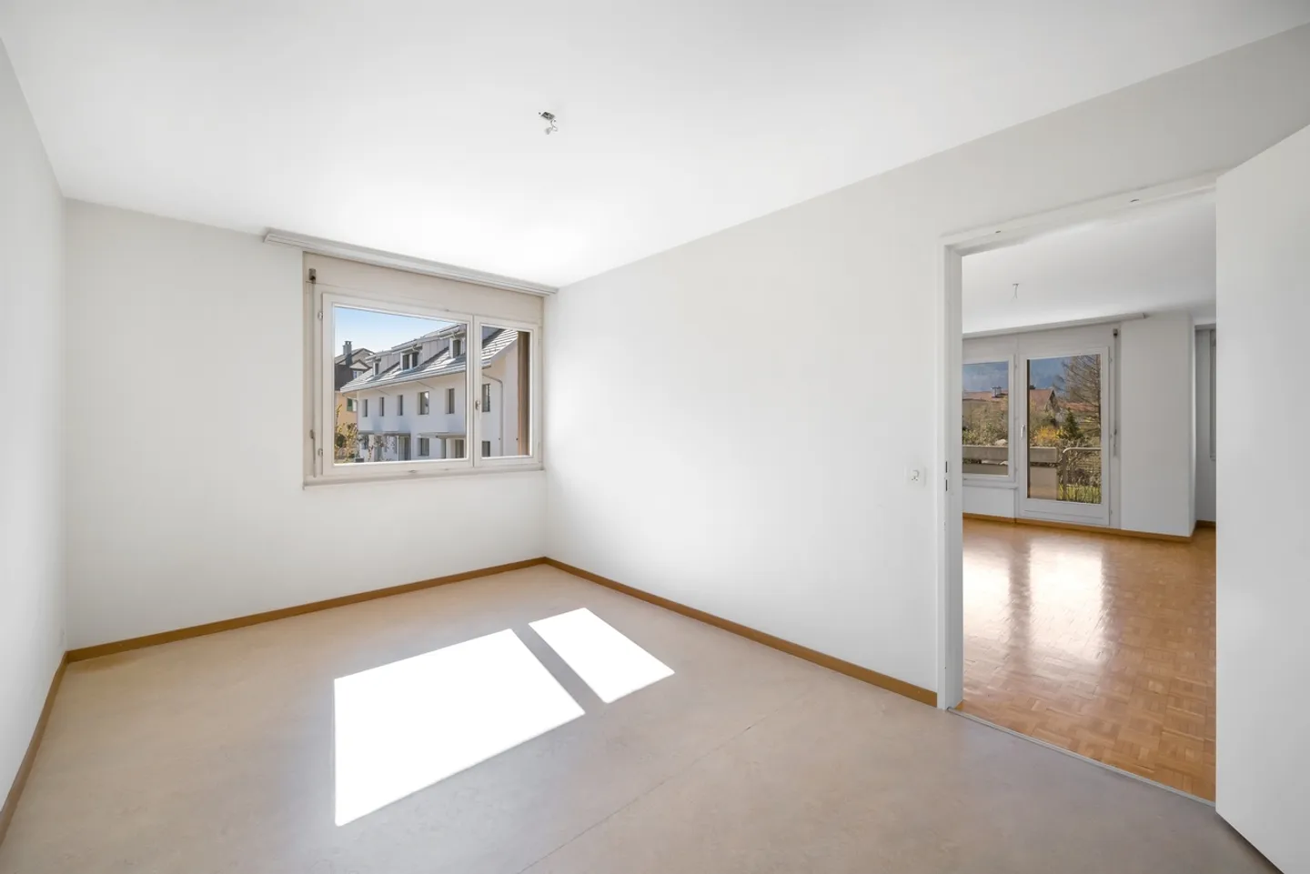 Ansprechende Wohnung in zentraler Lage - Foto 4 von 8