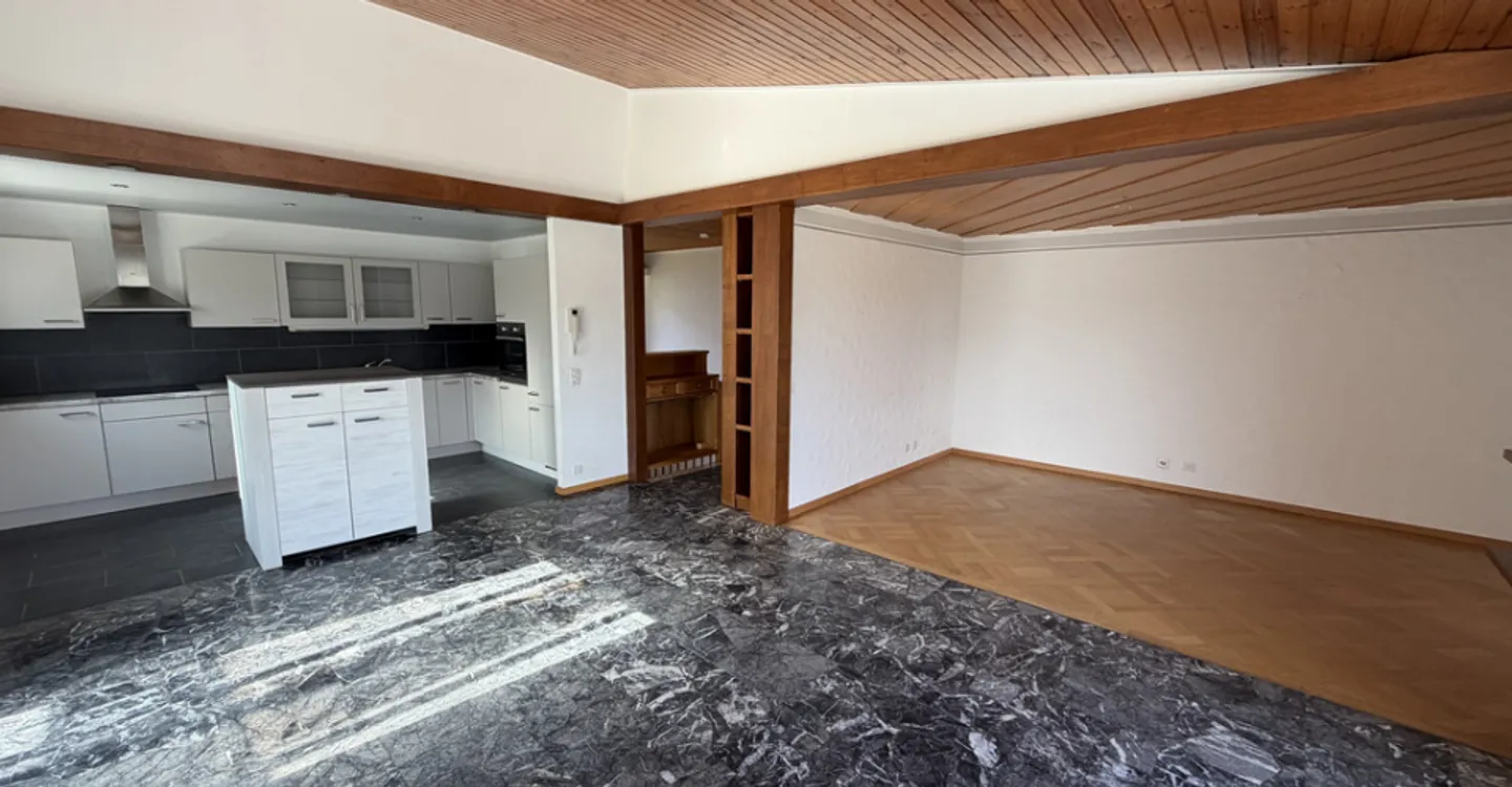 Ampio appartamento 5.5 locali - Foto 7 di 12