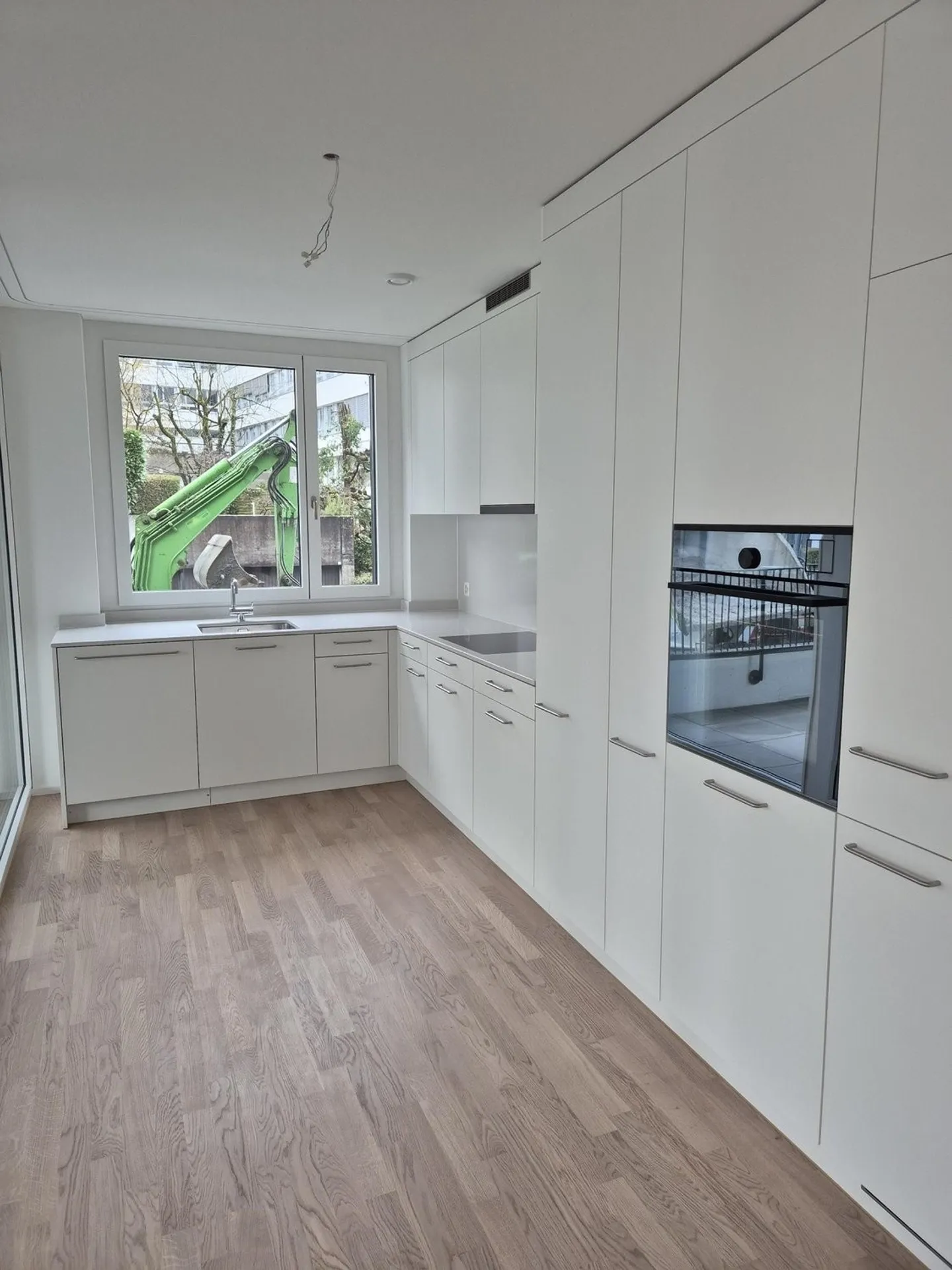 2 ½-room apartment with loggia in a central location - Photo 2 of 7