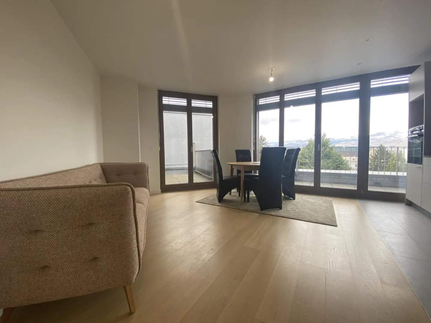 Attico 4 stanze - Foto 1 di 11