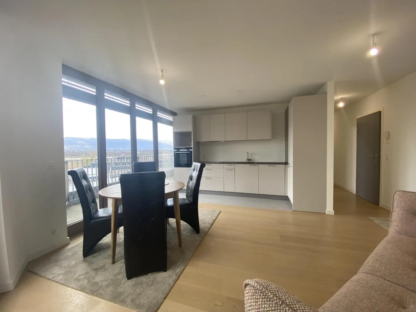 Attico 4 stanze - Foto 2 di 11