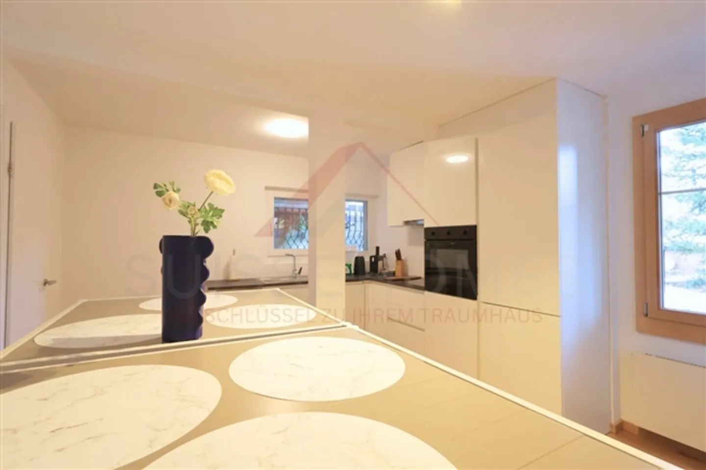 «Einfamilienhaus mit modernem Wohnkomfort und charmantem Charakter - 4.5 Zimmer in 3700 Spiez» - Photo 7 sur 19