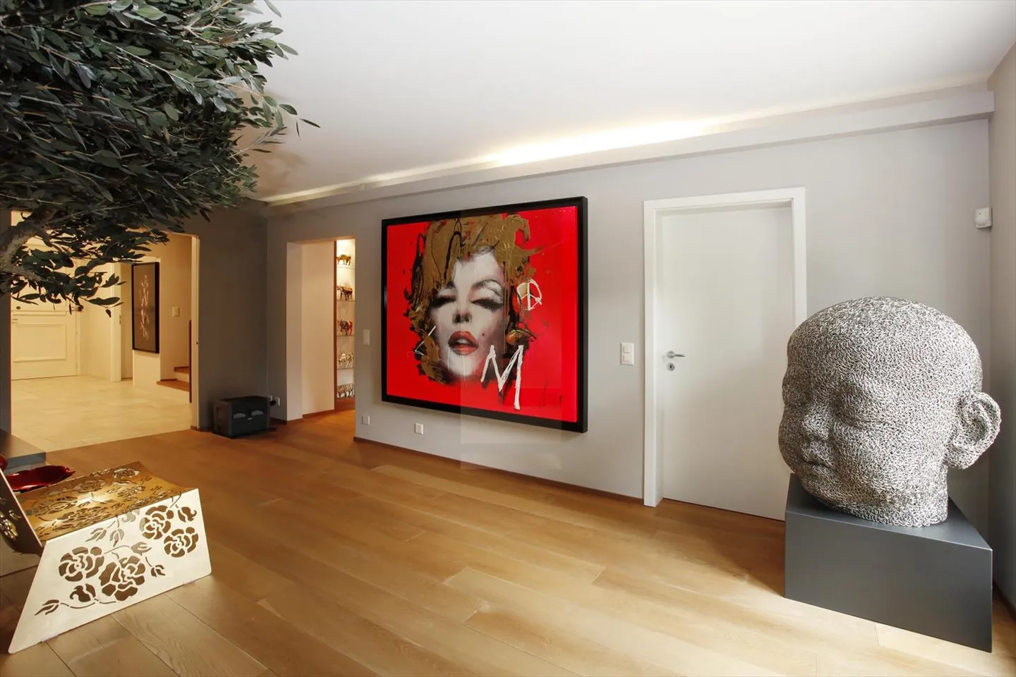 Schönes Familienhaus mit Pool und Nebengebäude - Foto 6 von 13