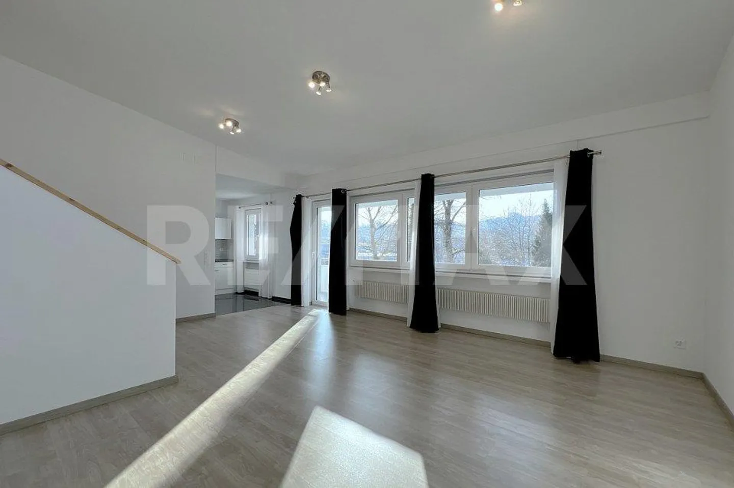 Maison familiale avec potentiel d'extension directement au bord du ruisseau - Photo 6 sur 13