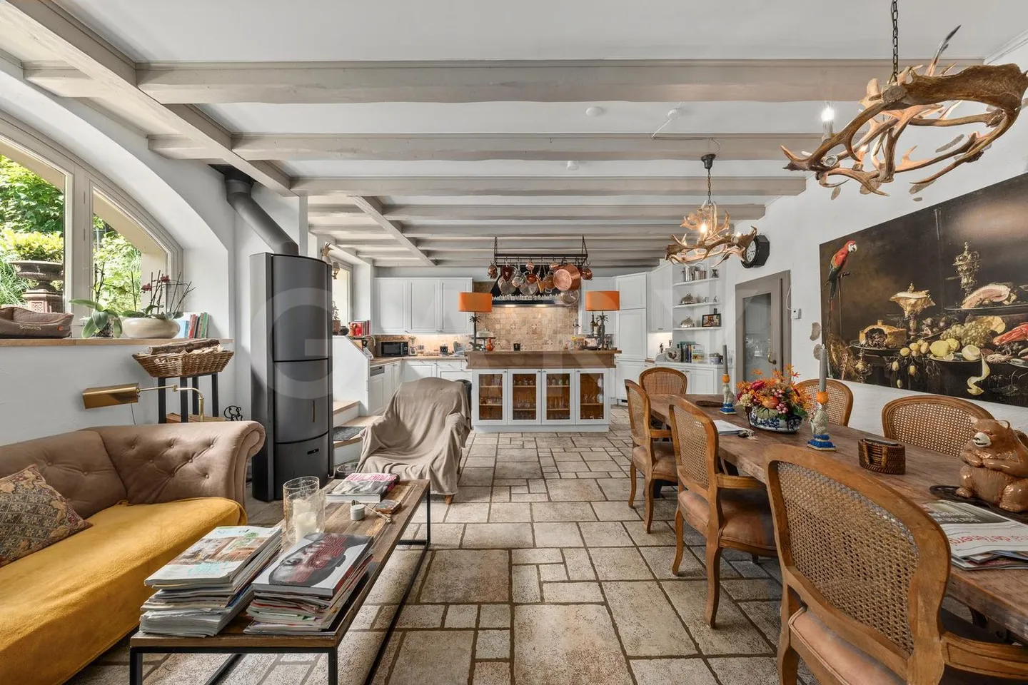 Manor House with Timeless Charm in the Heart of the Vaud Coast - Photo 6 of 13